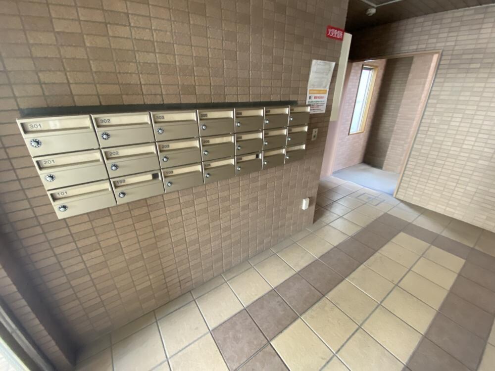 サン・ブルームの物件外観写真