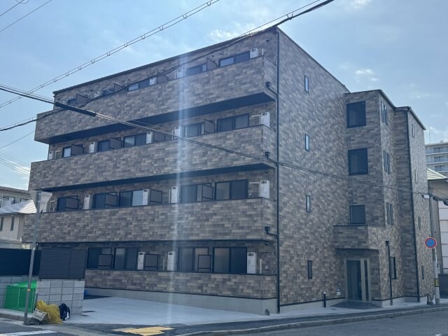 BASE青木の物件外観写真