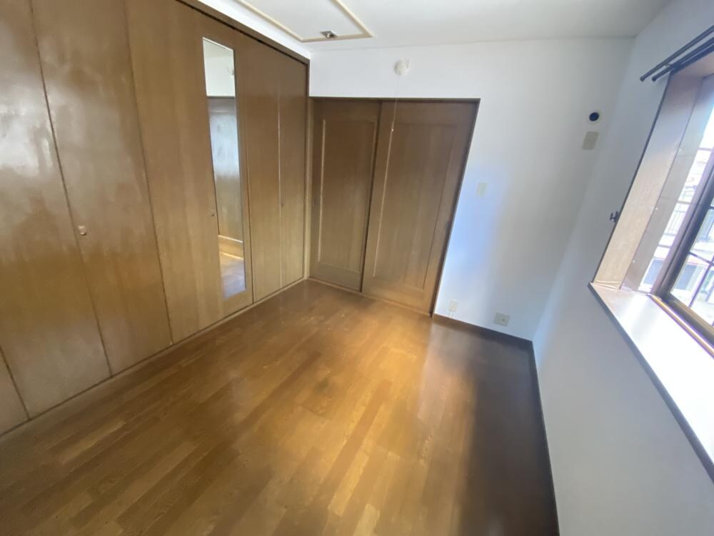 塚口本町1丁目貸家の物件内観写真