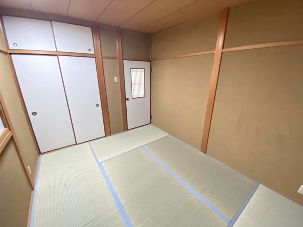 塚口本町1丁目貸家の物件内観写真