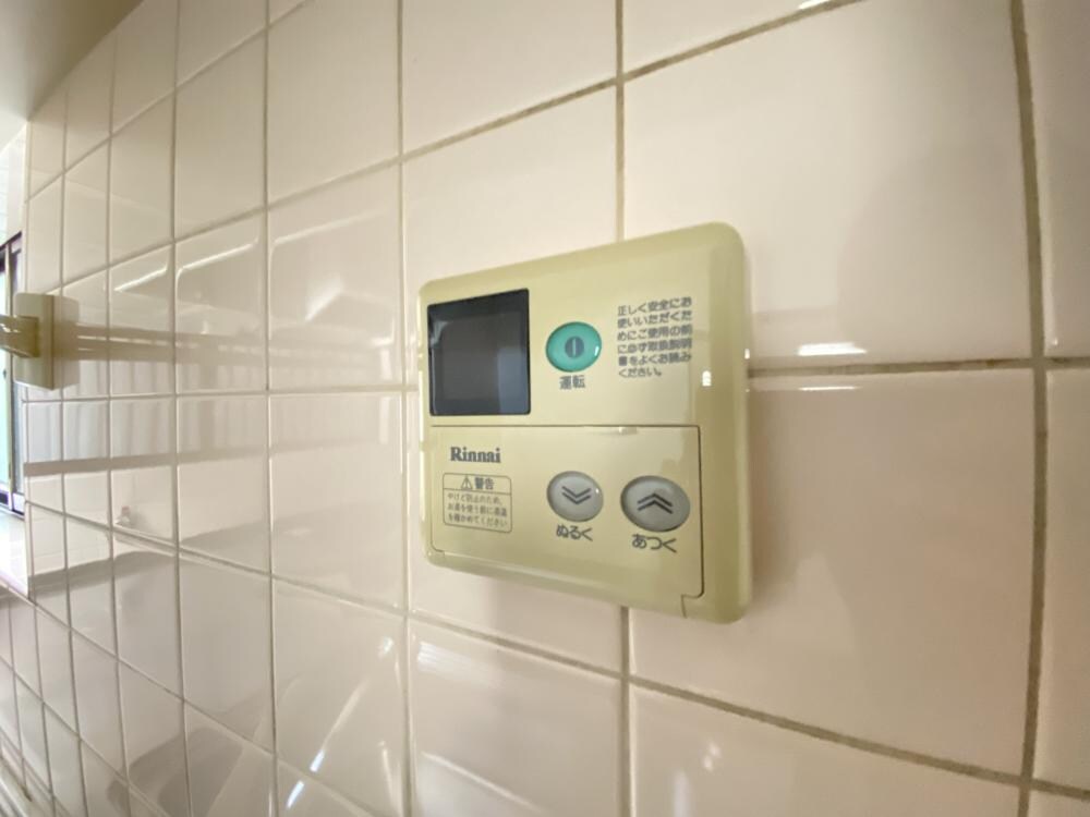 塚口本町1丁目貸家の物件内観写真