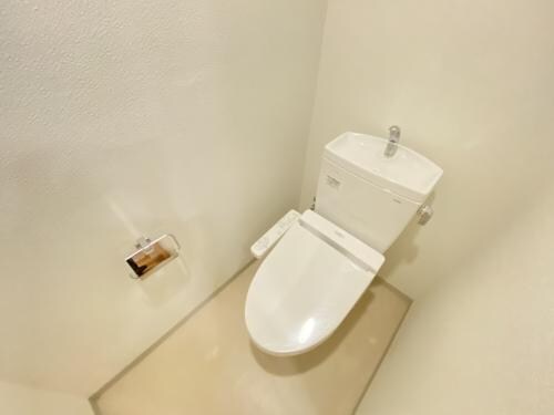 レジディア甲東園の物件内観写真