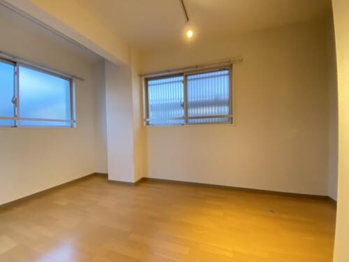 レジディア甲東園の物件内観写真