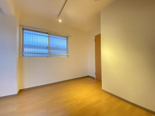 レジディア甲東園の物件内観写真