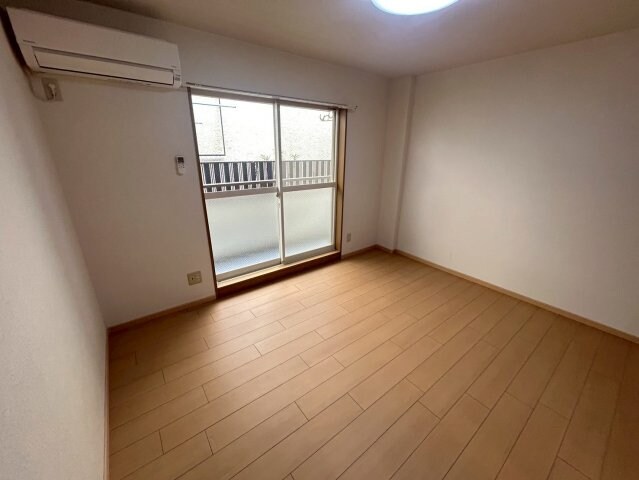 ロン・フルーヴ深江の物件内観写真