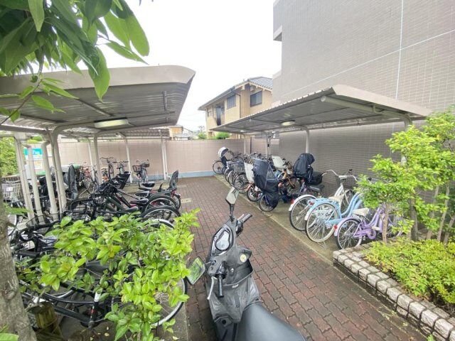 サンパティーク昆陽の物件外観写真