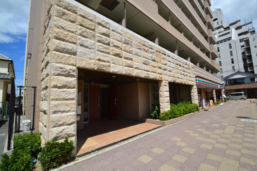 インベスト塚口S-FRONTの物件外観写真