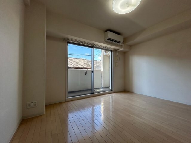 オズレジデンス尼崎の物件内観写真