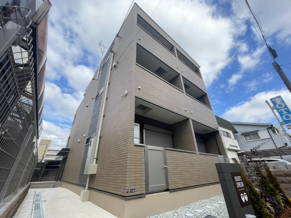 ハイツユベーレンの物件外観写真