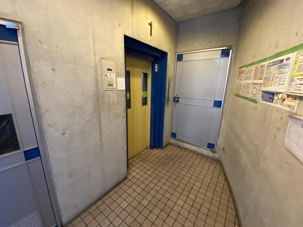 ハッピーコート塚口駅前の物件外観写真