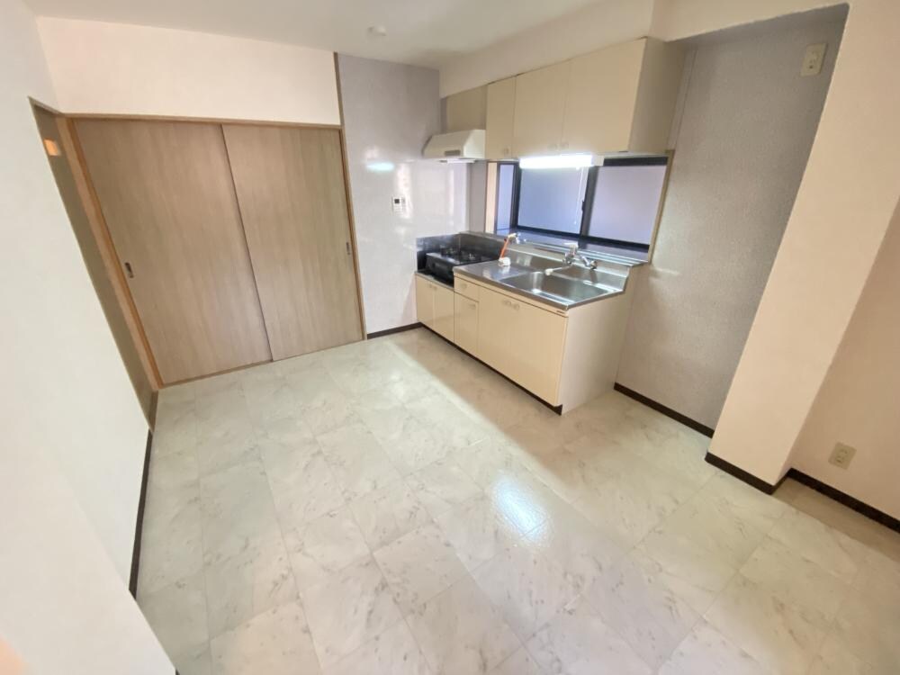 メゾン ユニの物件内観写真