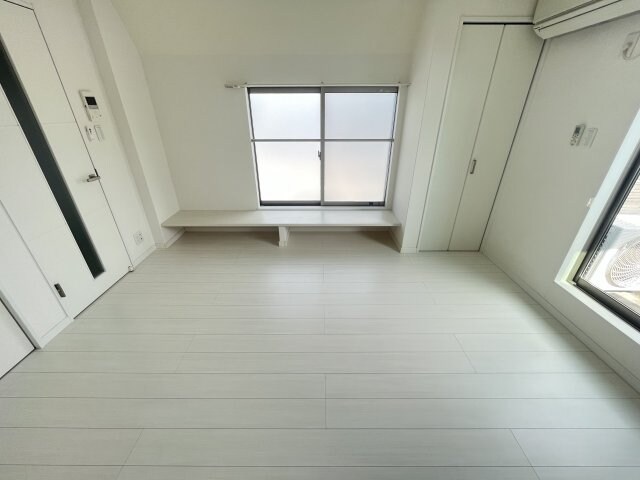 アクロス神戸灘アパートメントの物件内観写真