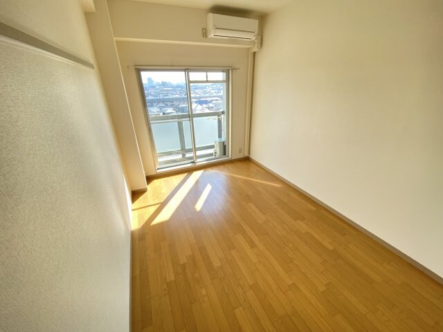 ブランベール甲東園の物件内観写真