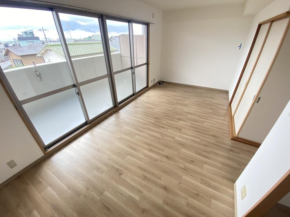 ヴィラ安堂寺2の物件内観写真
