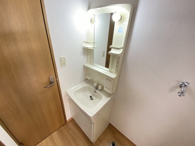 メニーローザ甲東園の物件内観写真