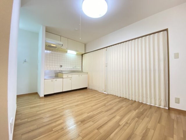 メニーローザ甲東園の物件内観写真