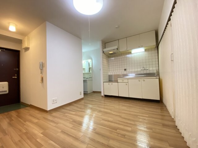 メニーローザ甲東園の物件内観写真