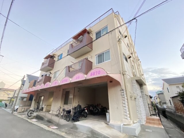 甲子園フラットの物件外観写真