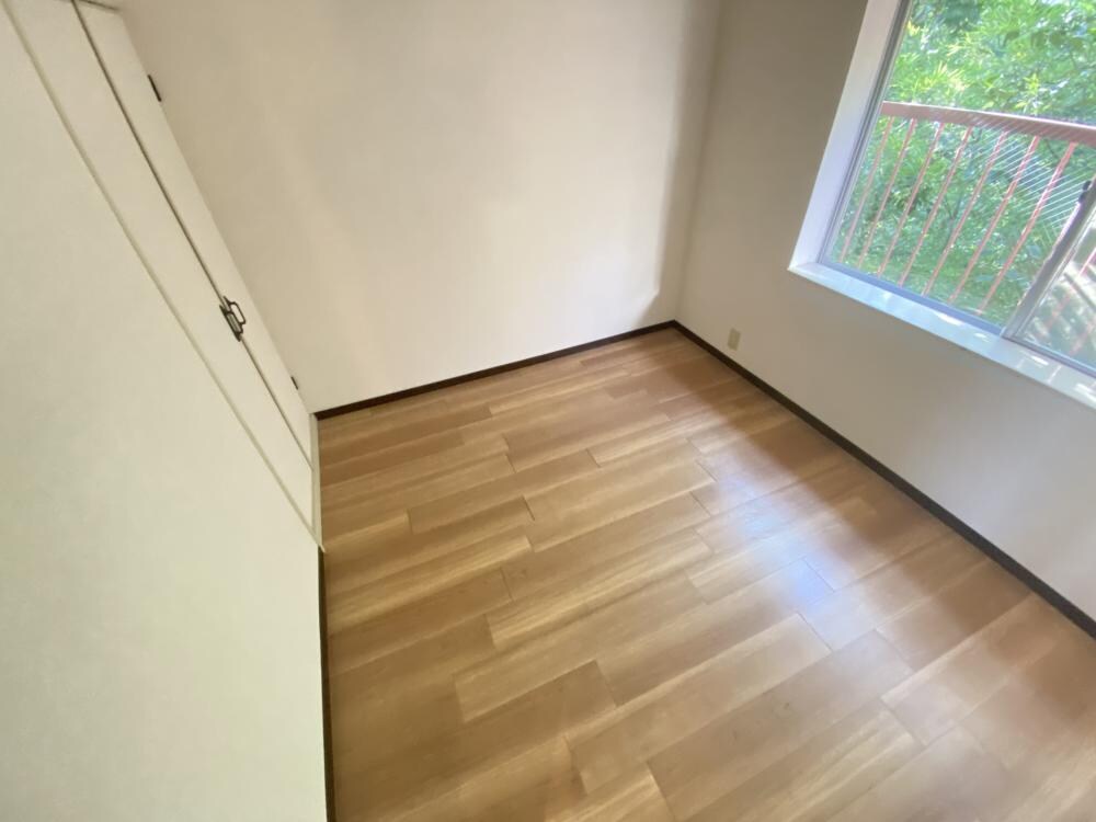 岩園サニーハイツB棟の物件内観写真