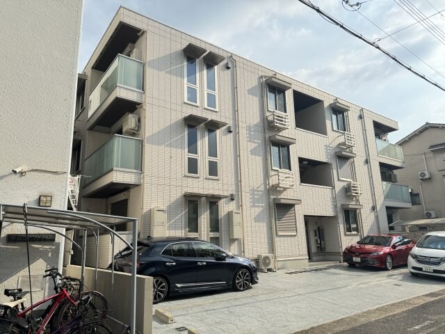 グレイスコート本山中町の物件外観写真