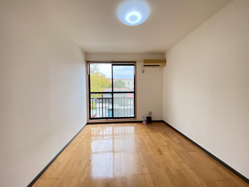 ジュネスうえがはらの物件内観写真