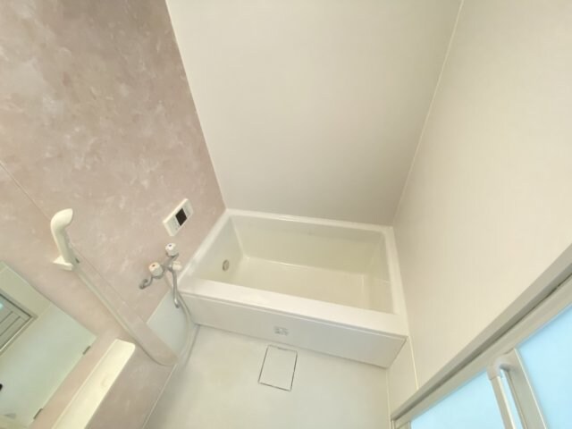 チャフル甲東の物件内観写真