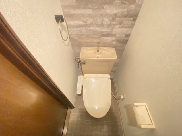 チャフル甲東の物件内観写真