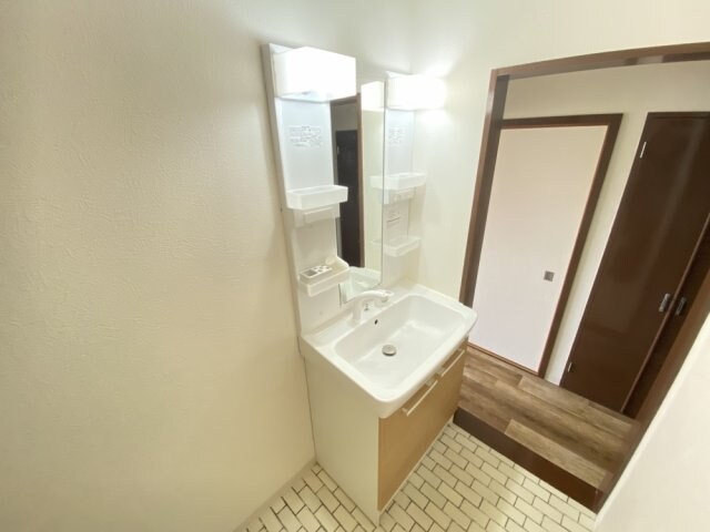 チャフル甲東の物件内観写真