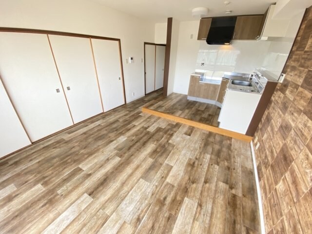 チャフル甲東の物件内観写真