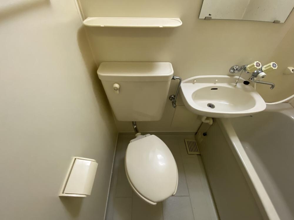 ベルカンポ曙の物件内観写真