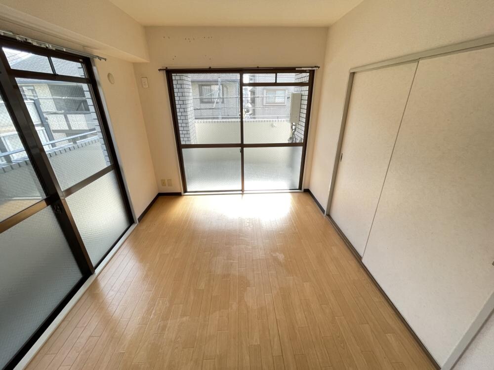 クリスタルパレスの物件内観写真