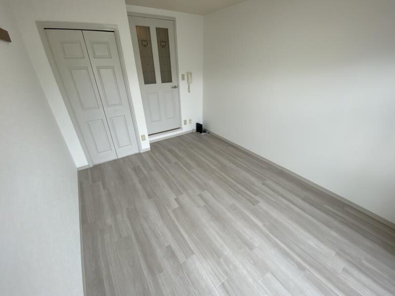 レジスコート東難波1の物件内観写真