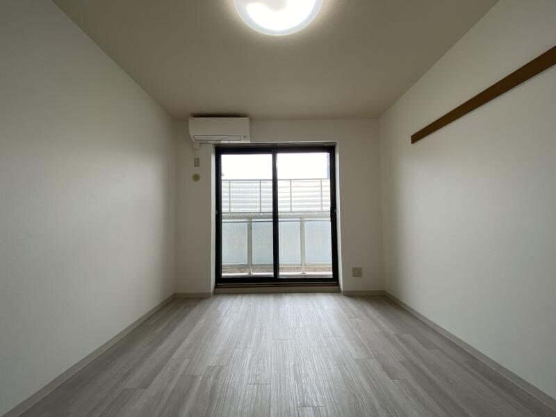 レジスコート東難波1の物件内観写真