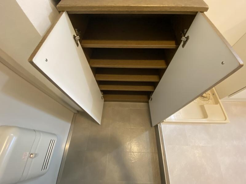 レジスコート東難波1の物件内観写真