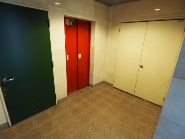 クレイントトヤミチの物件外観写真