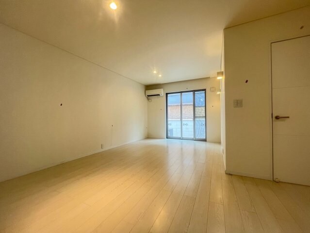 テラスハウス新伊丹の物件内観写真