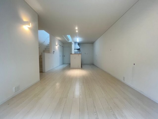 テラスハウス新伊丹の物件内観写真