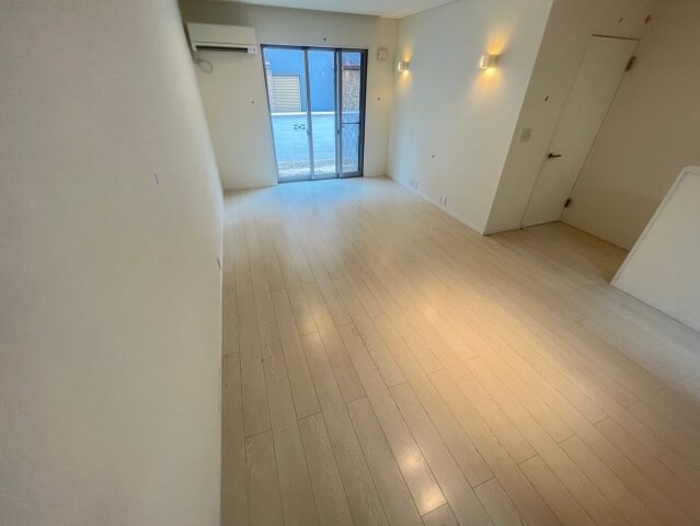 テラスハウス新伊丹の物件内観写真