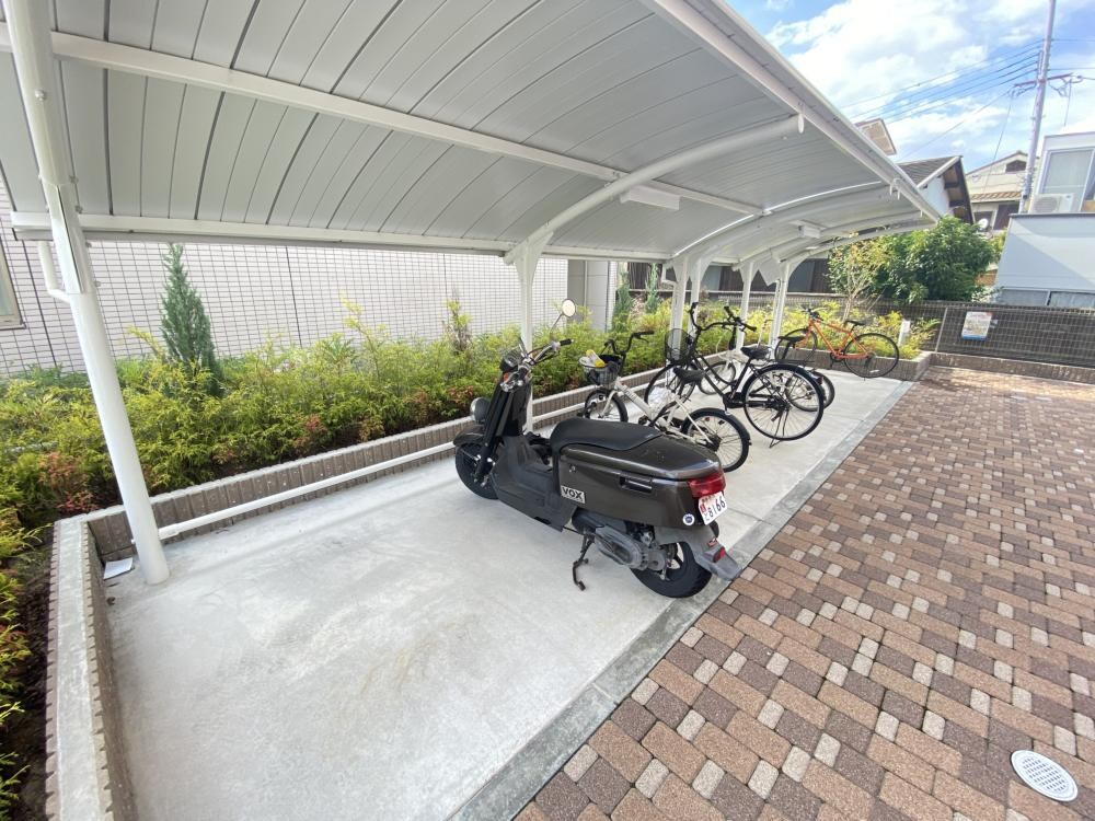 エトワールシャトー1の物件外観写真