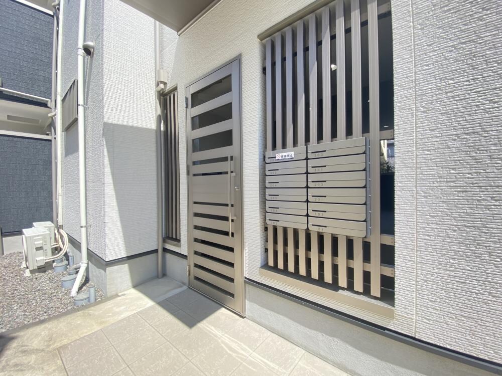 ラ・セーヌ武庫川の物件外観写真