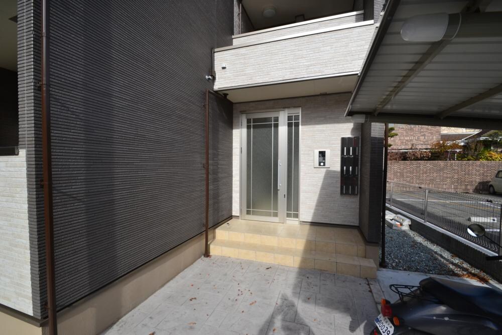 アルバグランデの物件外観写真