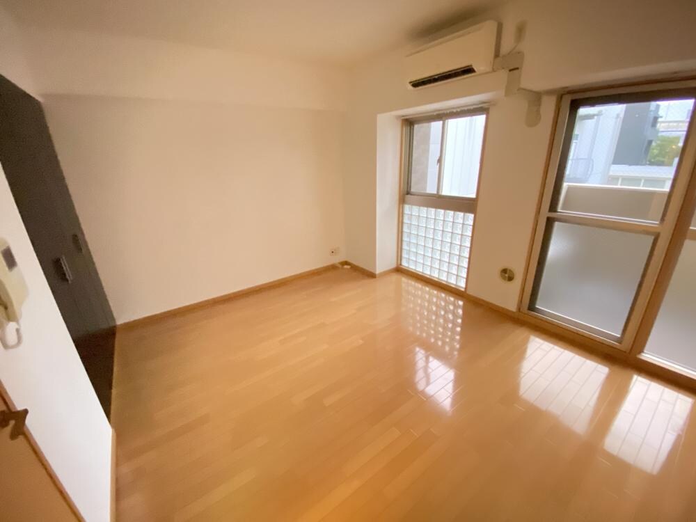 プレッツァ西宮の物件内観写真