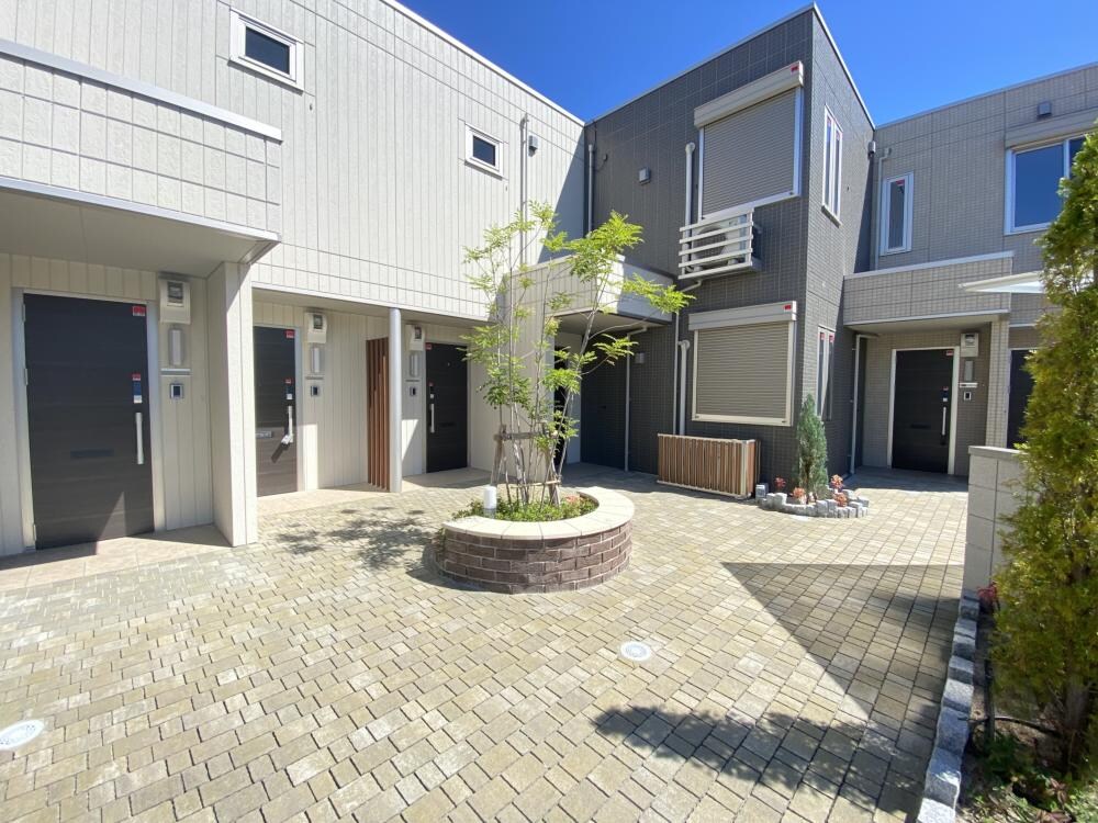 D-ROOM中州の物件外観写真