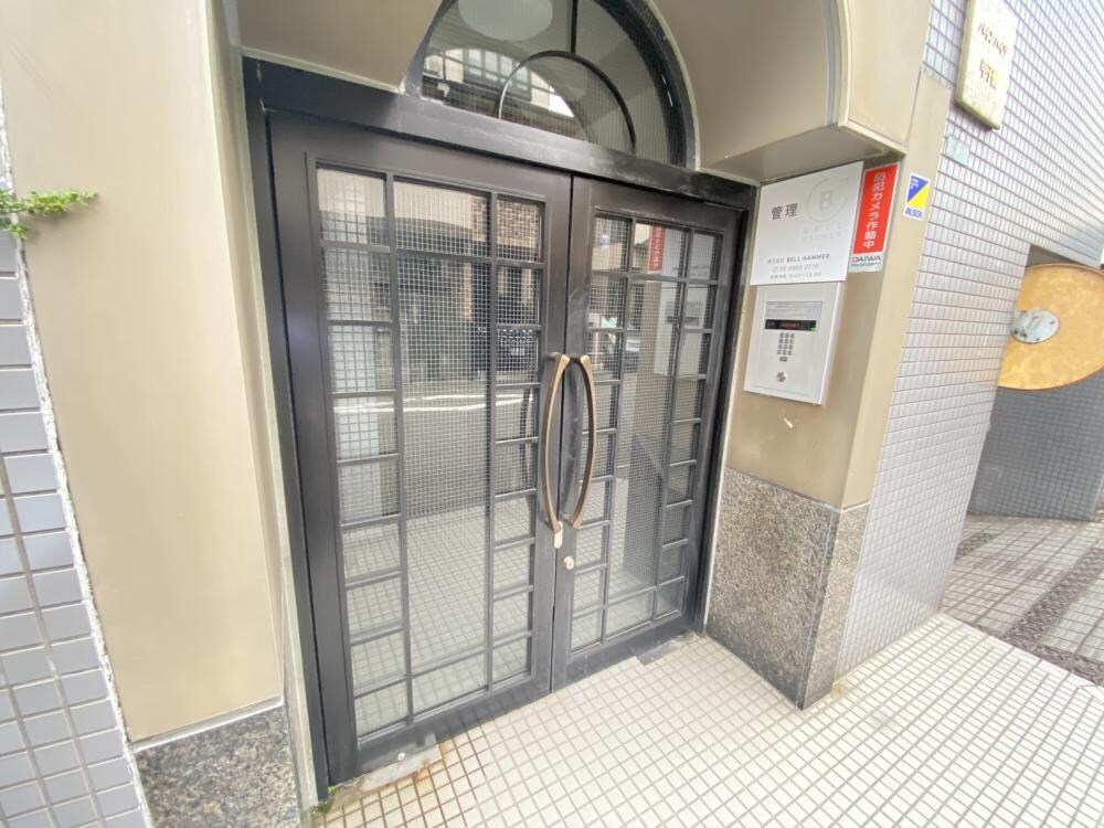 パインハイツ甲子園の物件外観写真