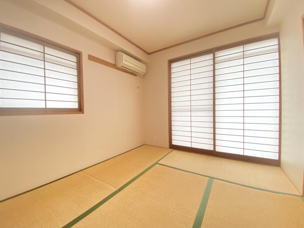 パインハイツ甲子園の物件内観写真