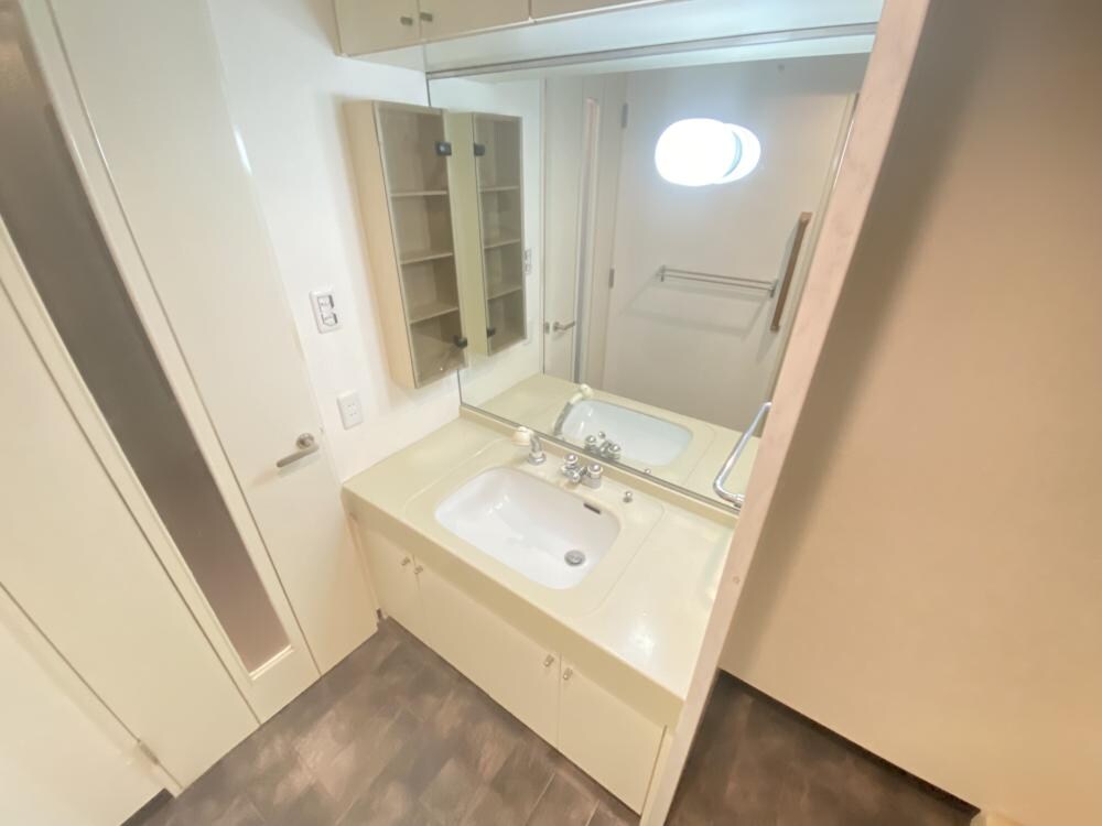 パインハイツ甲子園の物件内観写真