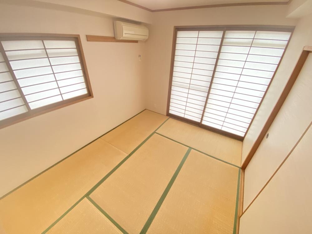 パインハイツ甲子園の物件内観写真