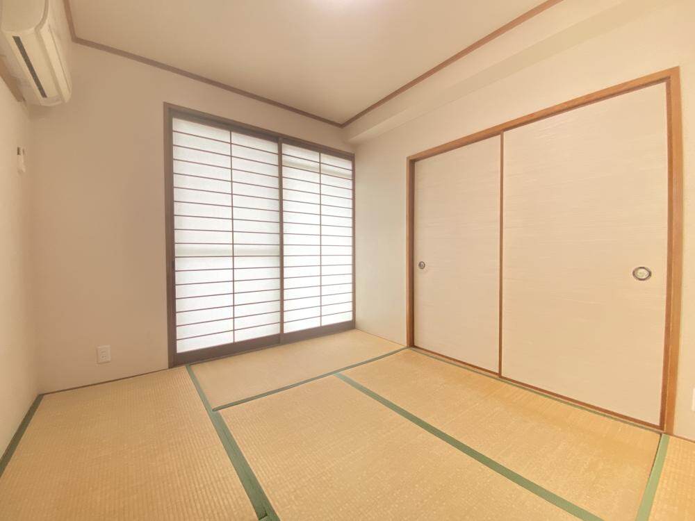 パインハイツ甲子園の物件内観写真