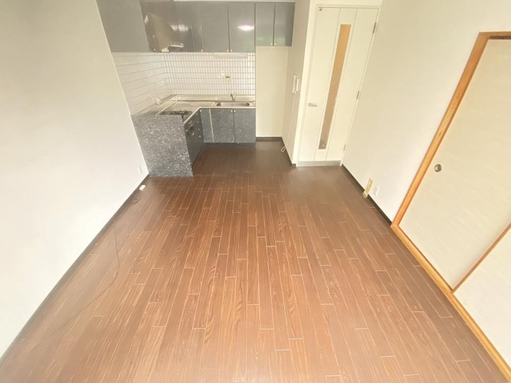 パインハイツ甲子園の物件内観写真