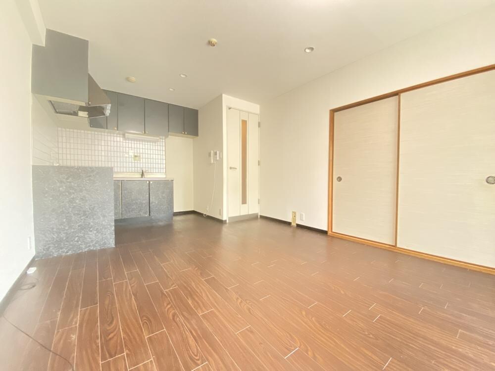 パインハイツ甲子園の物件内観写真